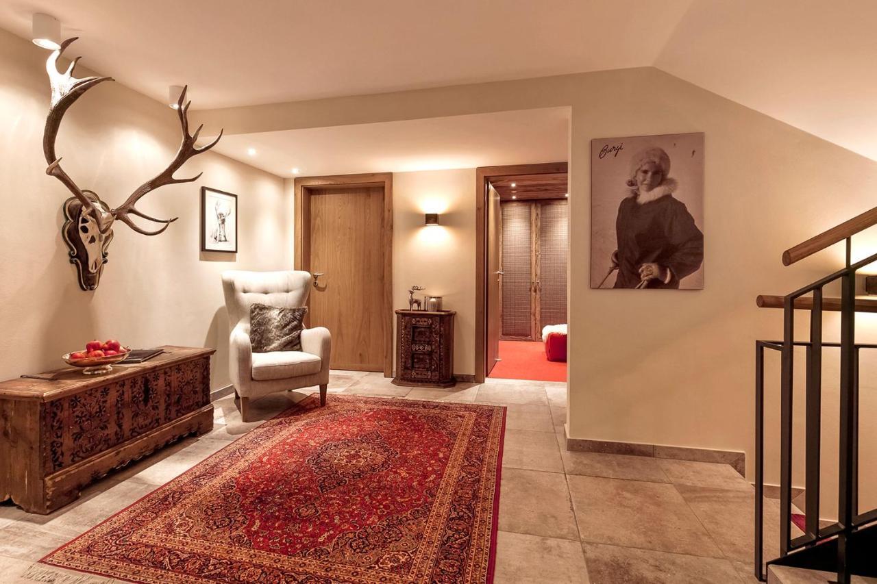Haus Burgi - Angelika Walch Stuben am Arlberg Exterior foto
